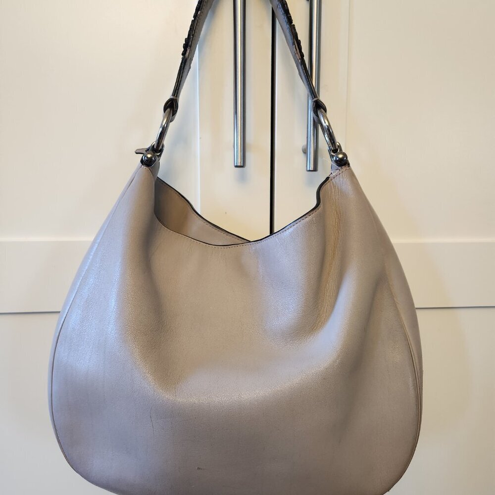 Coach Nomad Hobo in Grey Birch Taupe Willow with Tea Rose Details - Picture 4 of 14